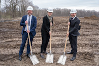 Eivind Kallevik, Executive Vice President in Hydro Aluminium Metal, CEO Hilde Merete Aasheim and Hydro's Head of Recycling, Trond Olaf Christophersen.